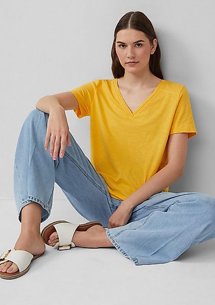 s.Oliver Kurzarmshirt T-Shirt T-Shirt aus Flammgarn mit V-Ausschnitt günstig online kaufen