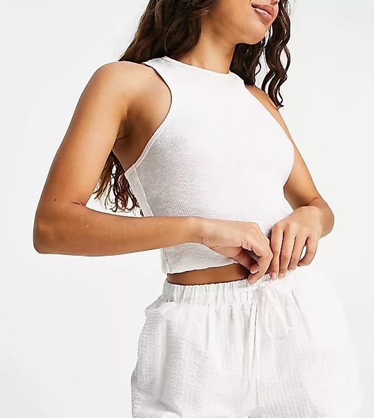 Loungeable Petite – Mix and Match – Pyjama-Shorts aus Seersucker in Weiß günstig online kaufen