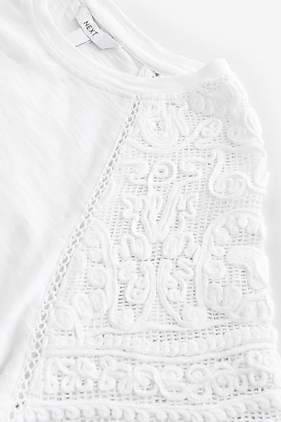 Next T-Shirt Kurzarm-T-Shirt mit Häkeldetail, Kurzgröße günstig online kaufen