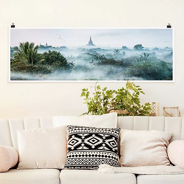 Poster Morgennebel über dem Dschungel von Bagan günstig online kaufen