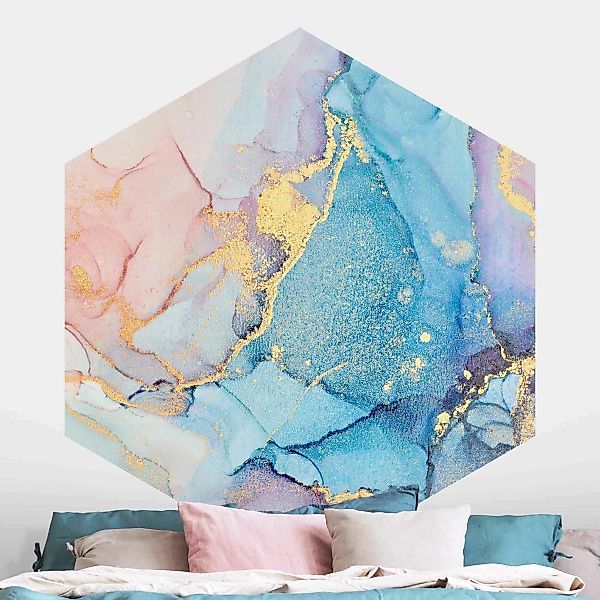 Hexagon Tapete selbstklebend Aquarell Pastell Bunt mit Gold günstig online kaufen