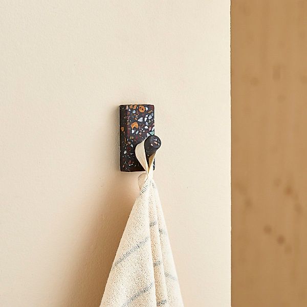 Tikamoon Handtuchhalter Sara Wandhaken aus Terrazzo, günstig online kaufen