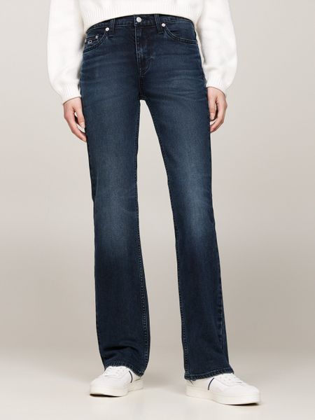 Tommy Jeans Bootcut-Jeans "MADDIE MD BC DH5161" mit Logo-Badge und Stickere günstig online kaufen