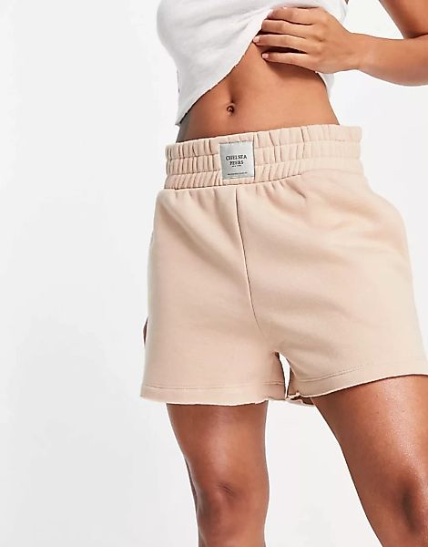 Chelsea Peers – Boyfriend-Shorts aus Bio-Baumwolle in Beige mit unbearbeite günstig online kaufen