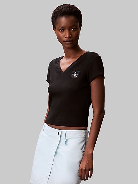Calvin Klein Jeans T-Shirt "A- SS WOVEN LABEL RIB VNECK TEE" mit gewebtem L günstig online kaufen