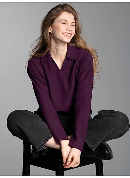 Trigema Poloshirt "TRIGEMA Sweatshirt mit Kragen und V-Ausschnitt" 1 Stk. günstig online kaufen