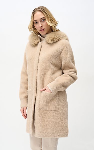 Passioni Strickmantel mit Vordertaschen und Kunstpelzkragen günstig online kaufen