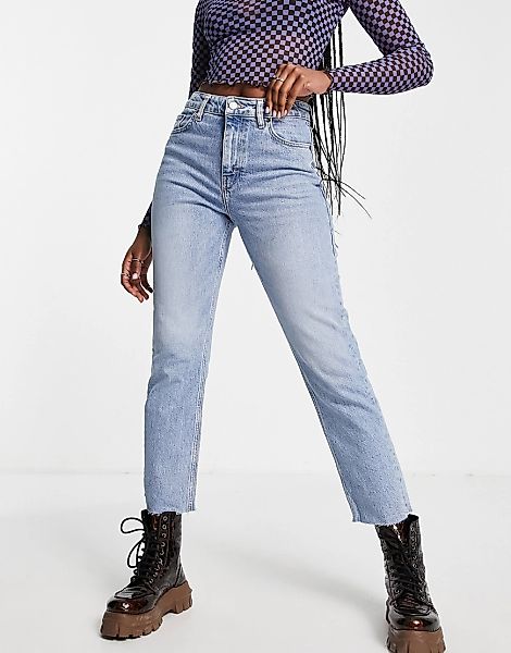 Topshop – Jeans mit geradem Schnitt in ausgeblichener Waschung-Blau günstig online kaufen