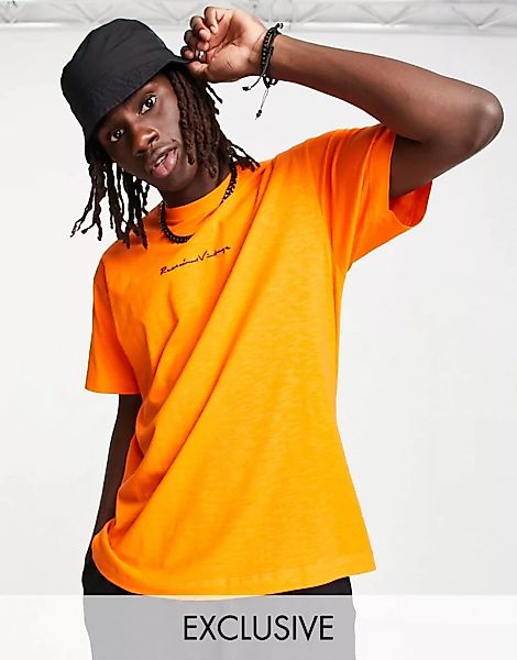 Reclaimed Vintage Inspired – Lockeres T-Shirt in Orange mit Logo auf der Vo günstig online kaufen