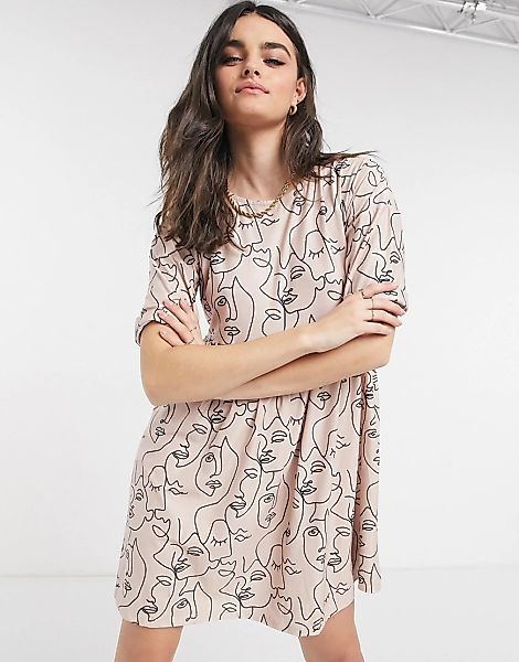 Urban Threads – Hängerkleid in Rosa mit Gesichtprint-Schwarz günstig online kaufen
