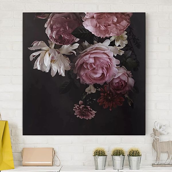 Leinwandbild Blumen - Quadrat Rosa Blumen auf Schwarz günstig online kaufen