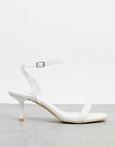 Glamorous – Sandalen mit Knöchelriemen in Weiß günstig online kaufen