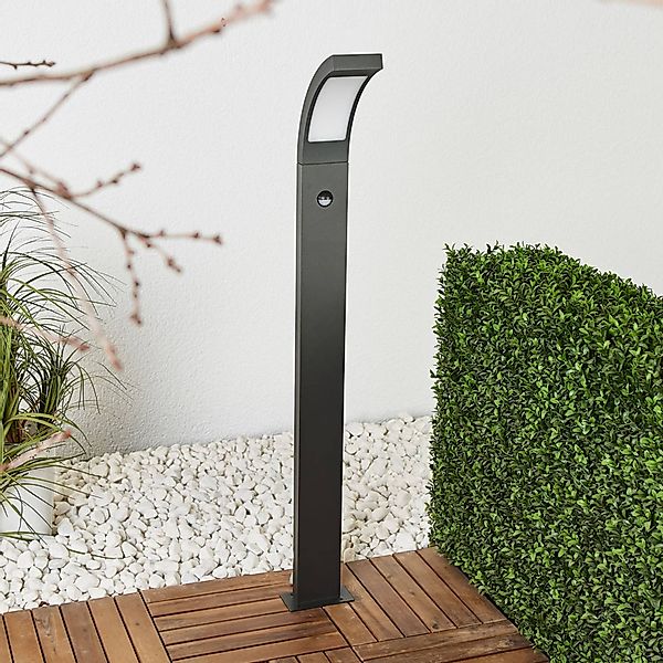 Lucande LED-Wegeleuchte Juvia, 100 cm, Bewegungsmelder, IP54 günstig online kaufen