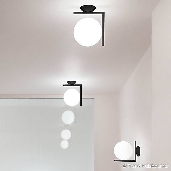 FLOS IC C/W1 Wandleuchte, schwarz Ø 20 cm günstig online kaufen