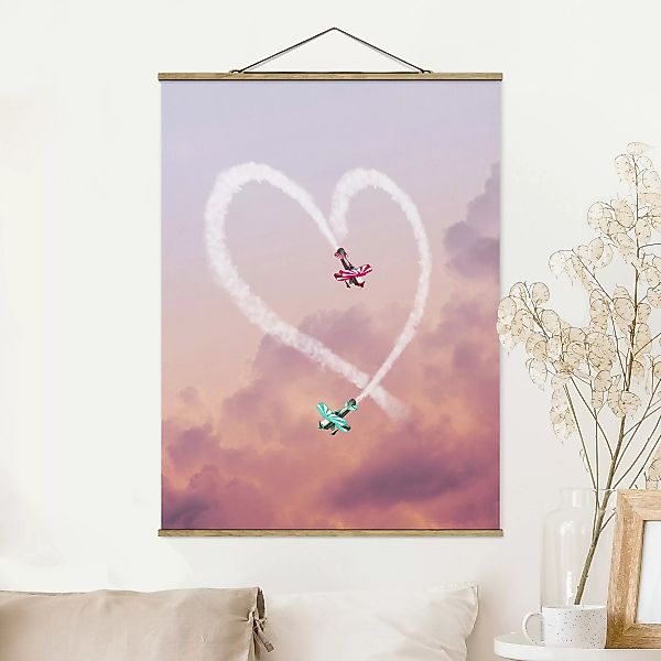 Stoffbild mit Posterleisten - Hochformat Herz mit Flugzeugen günstig online kaufen