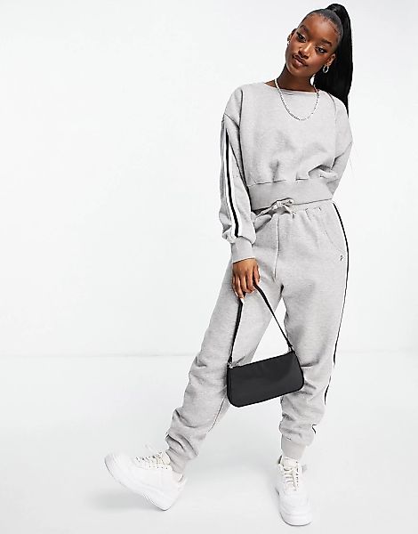 Pindydoll – Set aus Sweatshirt und Jogginghose mit Seitenstreifen in Grau günstig online kaufen