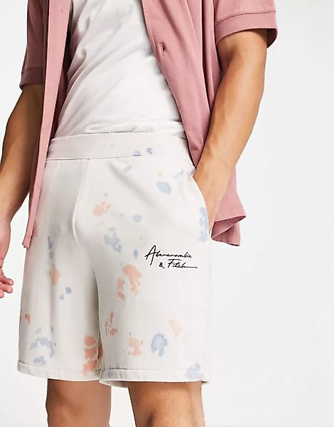 Abercrombie & Fitch – Sweat-Shorts in Creme mit Schriftzuglogo an der Hüfte günstig online kaufen