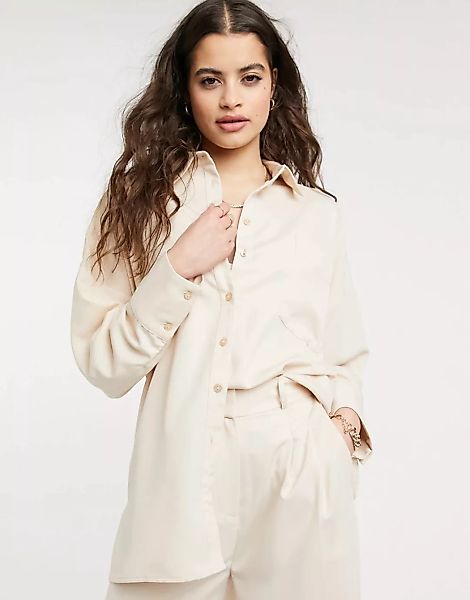 Stil Cheat – Oversize-Hemd mit Tasche in Creme, Kombiteil-Weiß günstig online kaufen