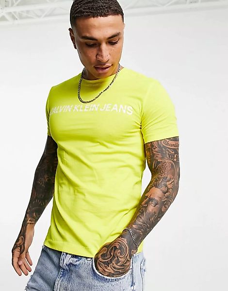 Calvin Klein Jeans – Schmal geschnittenes T-Shirt mit Logo-Schriftzug in Ge günstig online kaufen