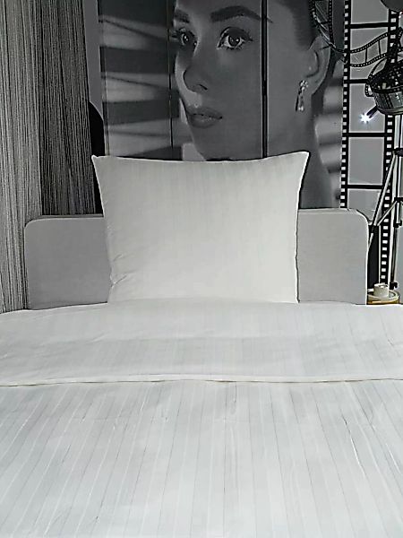 Angebot!! Hotelbettwäsche Bettwäsche Damast Streifen 23mm weiß 135x200/80x8 günstig online kaufen