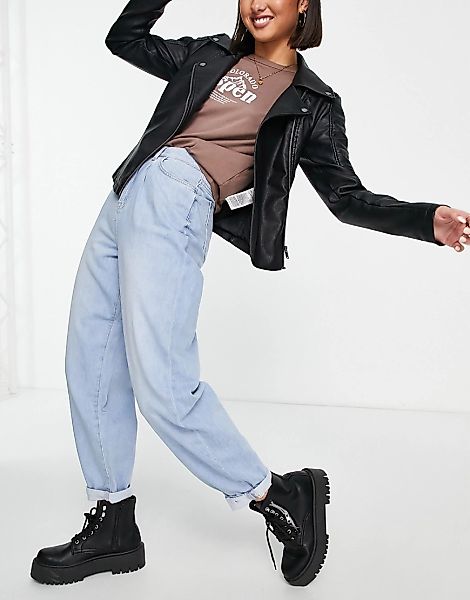 New Look – Locker geschnittene Mom-Jeans in Hellblau günstig online kaufen
