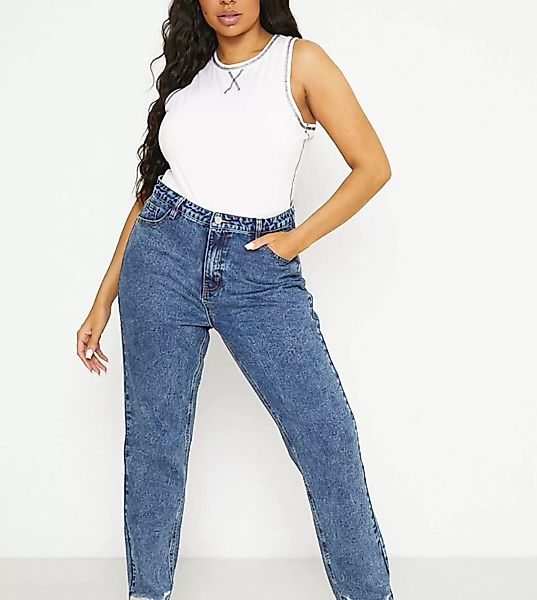 Missguided Plus – Recycled – Straight Jeans mit ausgefranstem Saum in Blau günstig online kaufen