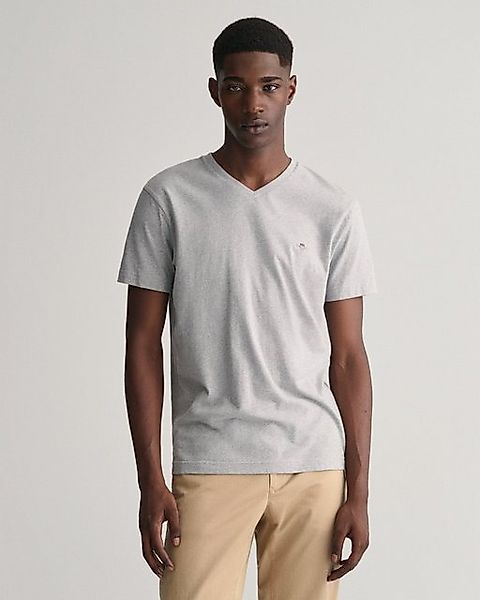 Gant T-Shirt SLIM SHIELD V-NECK T-SHIRT mit einer kleinen Logostickerei auf günstig online kaufen