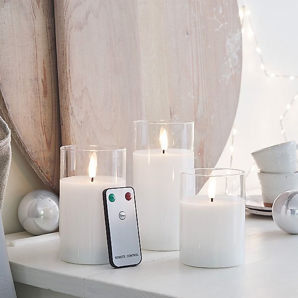 TruGlow® LED Kerzen Echtwachs Trio weiß in Gläsern mit Fernbedienung günstig online kaufen