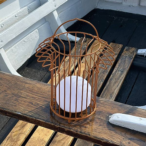 Dyberg Larsen LED-Akku-Tischlampe Basket, terracotta, Metall günstig online kaufen