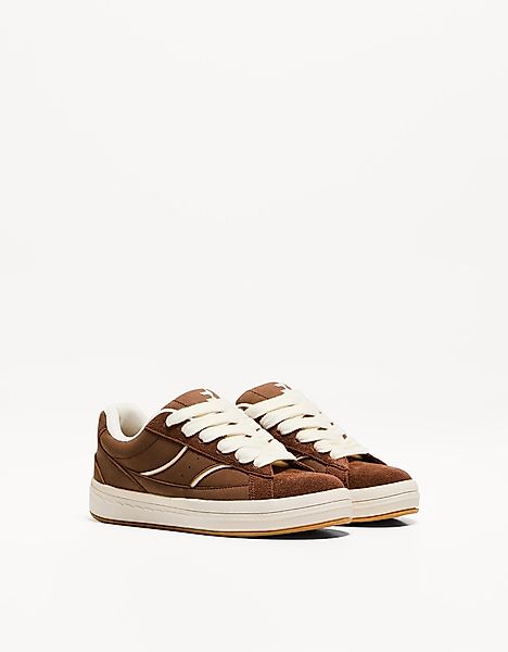 Bershka Sneaker Aus Rauleder Im Skater-Stil Damen 41 Braun günstig online kaufen