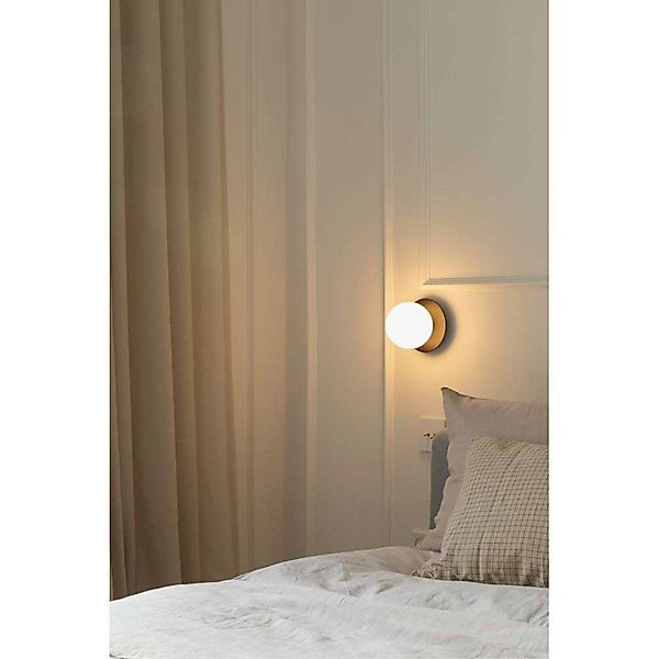 Nuura Wandleuchte Liila 1, Ø 14 cm, IP44 , schwarz/opal günstig online kaufen