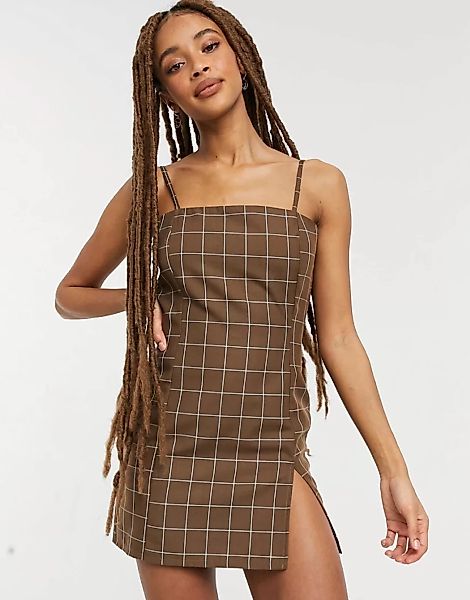 ASOS DESIGN – Eng geschnittenes Mini-Anzugkleid mit braunem Gitter-Muster i günstig online kaufen