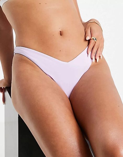 Weekday – Ava – Bikiniunterteil aus recyceltem Material mit V-Schnitt in Fl günstig online kaufen