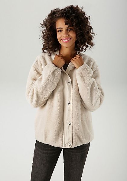 Aniston CASUAL Wendejacke aus kuscheligem Teddy-Plüsch und glattem Webstoff günstig online kaufen