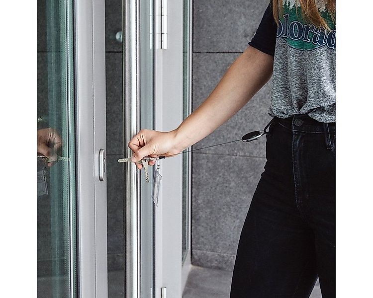 kwmobile Schlüsselanhänger Jojo mit Ausweishülle - Schlüsselanhänger Clip a günstig online kaufen