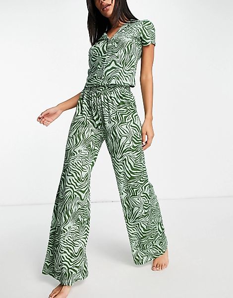 ASOS DESIGN – Pyjama aus Hemd und Hose in Grün mit Marmormuster günstig online kaufen