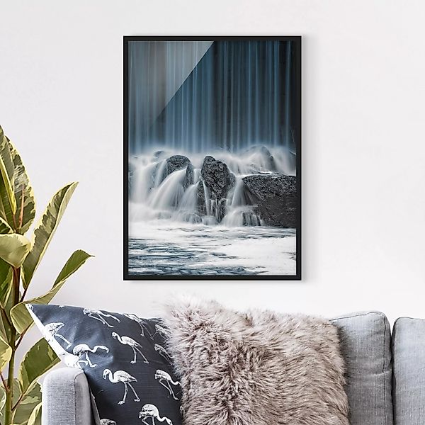 Bild mit Rahmen Natur & Landschaft - Hochformat Wasserfall in Finnland günstig online kaufen