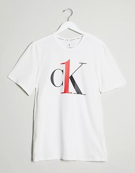 Calvin Klein – CK One – Weißes Lounge-T-Shirt mit Rundhalsausschnitt und gr günstig online kaufen