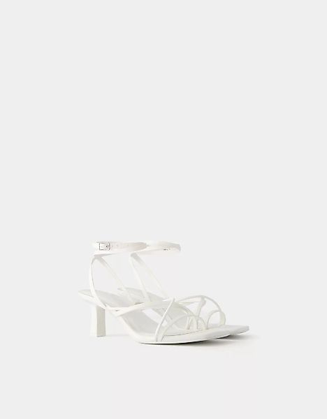 Bershka Absatzsandalen Mit Kitten-Heels Und Knöchelriemchen Damen 41 Weiss günstig online kaufen