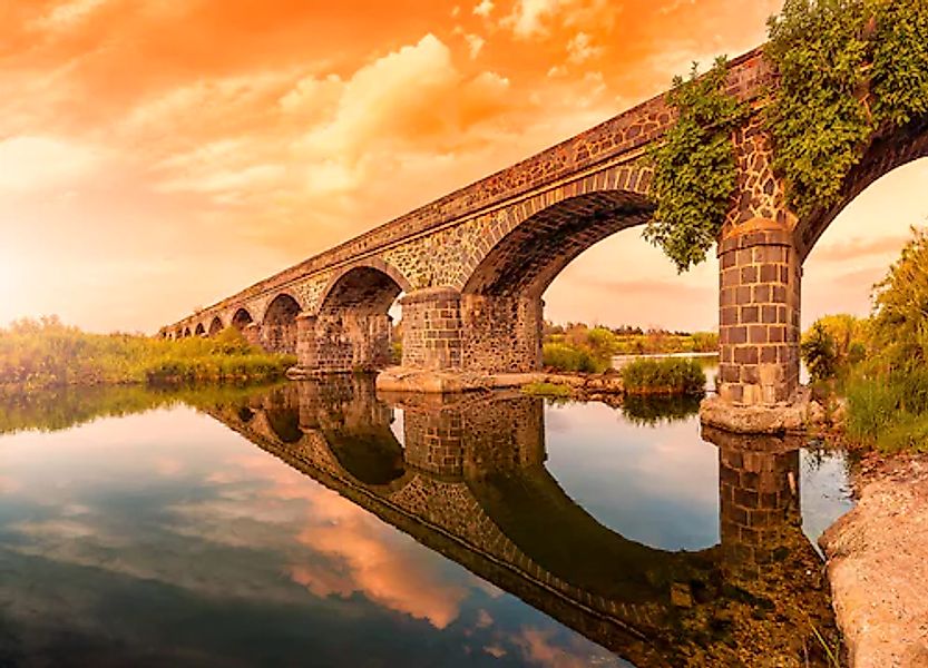 Papermoon Fototapete »Ancient River Arches Cedrino« glatt günstig online kaufen