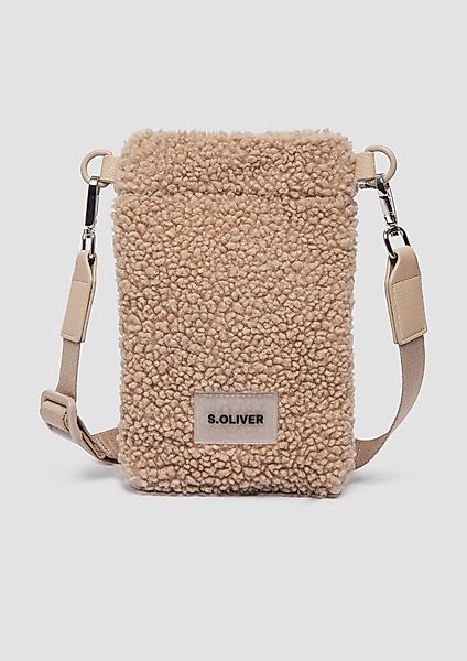 s.Oliver Tragetasche Handy-Tasche aus Teddyplüsch günstig online kaufen