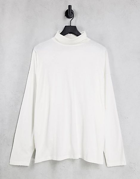 ASOS DESIGN – Langärmliges Oversize-T-Shirt in Weiß mit Rollkragen günstig online kaufen
