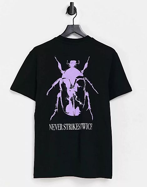 ASOS DESIGN – T-Shirt in Schwarz mit Käferprint am Rücken günstig online kaufen