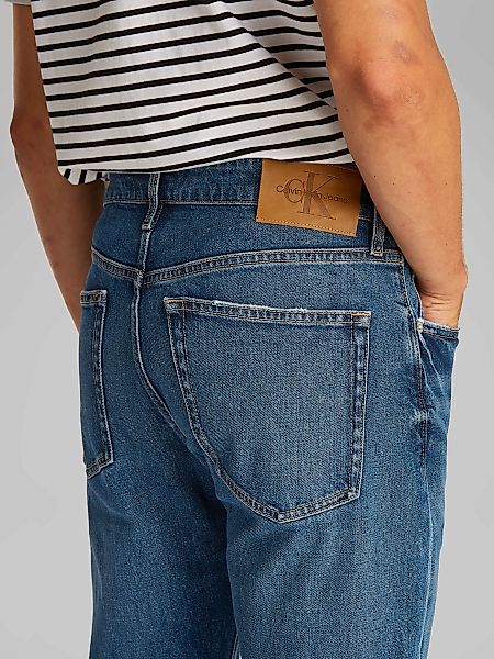 Calvin Klein Jeans Tapered-fit-Jeans "SLIM TAPER", in mittelblauer Waschung günstig online kaufen