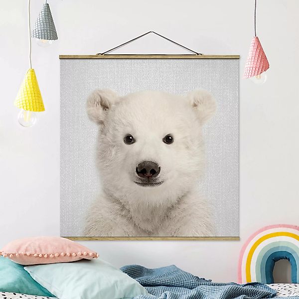 Stoffbild mit Posterleisten Baby Eisbär Emil günstig online kaufen