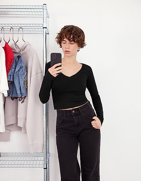 Bershka Langarmshirt Mit V-Ausschnitt Damen L Schwarz günstig online kaufen