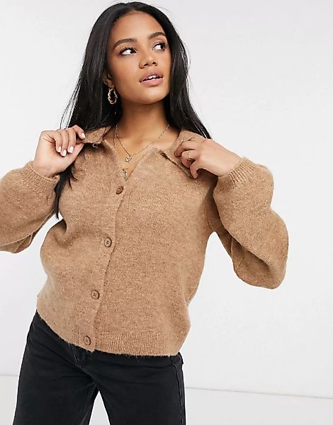 ASOS DESIGN – Flauschiger Pullover mit Kragen und Knopfleiste in Kamel-Neut günstig online kaufen