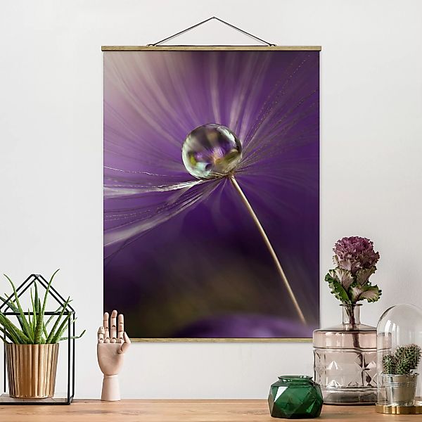 Stoffbild Blumen mit Posterleisten - Hochformat Pusteblume in Violett günstig online kaufen