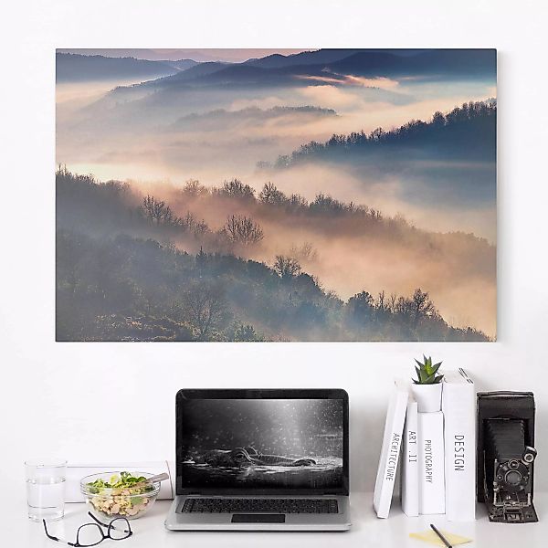 Leinwandbild Wald - Querformat Nebel bei Sonnenuntergang günstig online kaufen