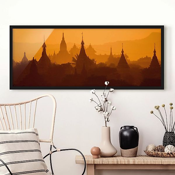 Bild mit Rahmen Architektur & Skyline - Panorama Tempelstadt in Myanmar günstig online kaufen